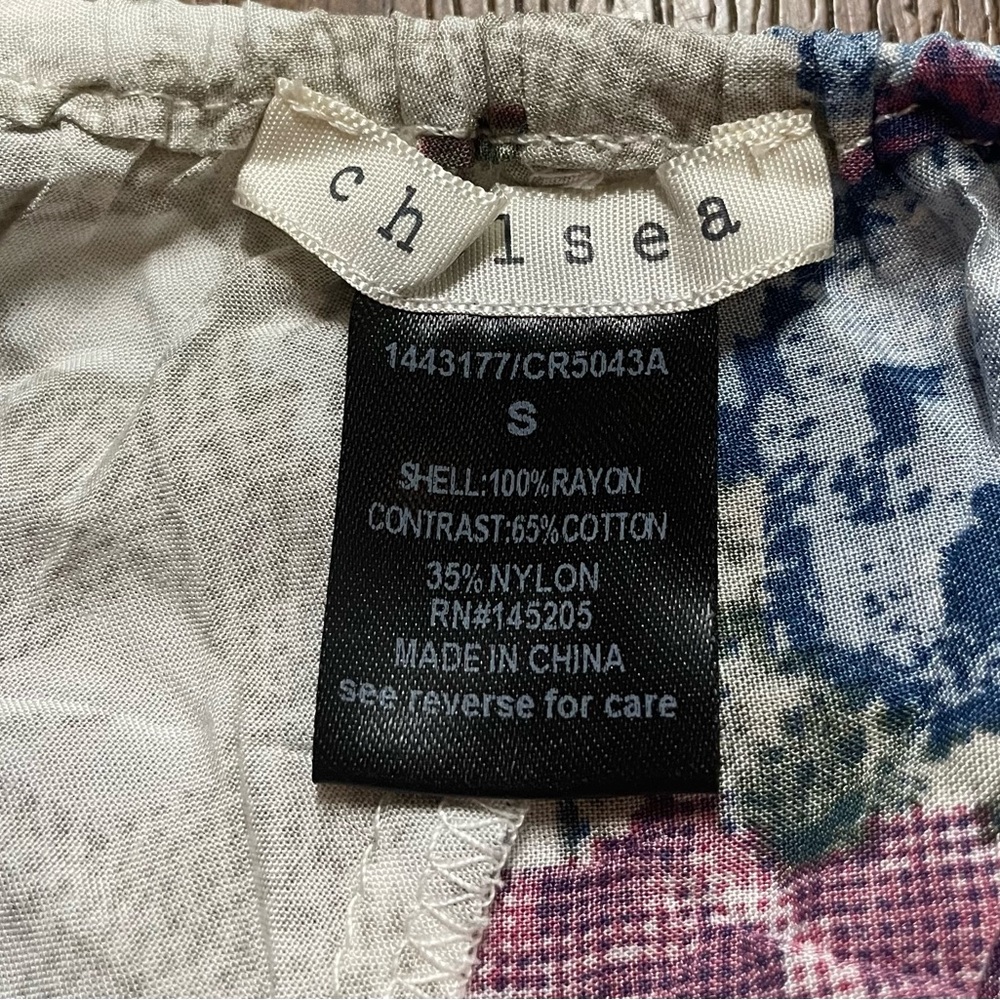 Chelsea Romper - Picture 3 of 3